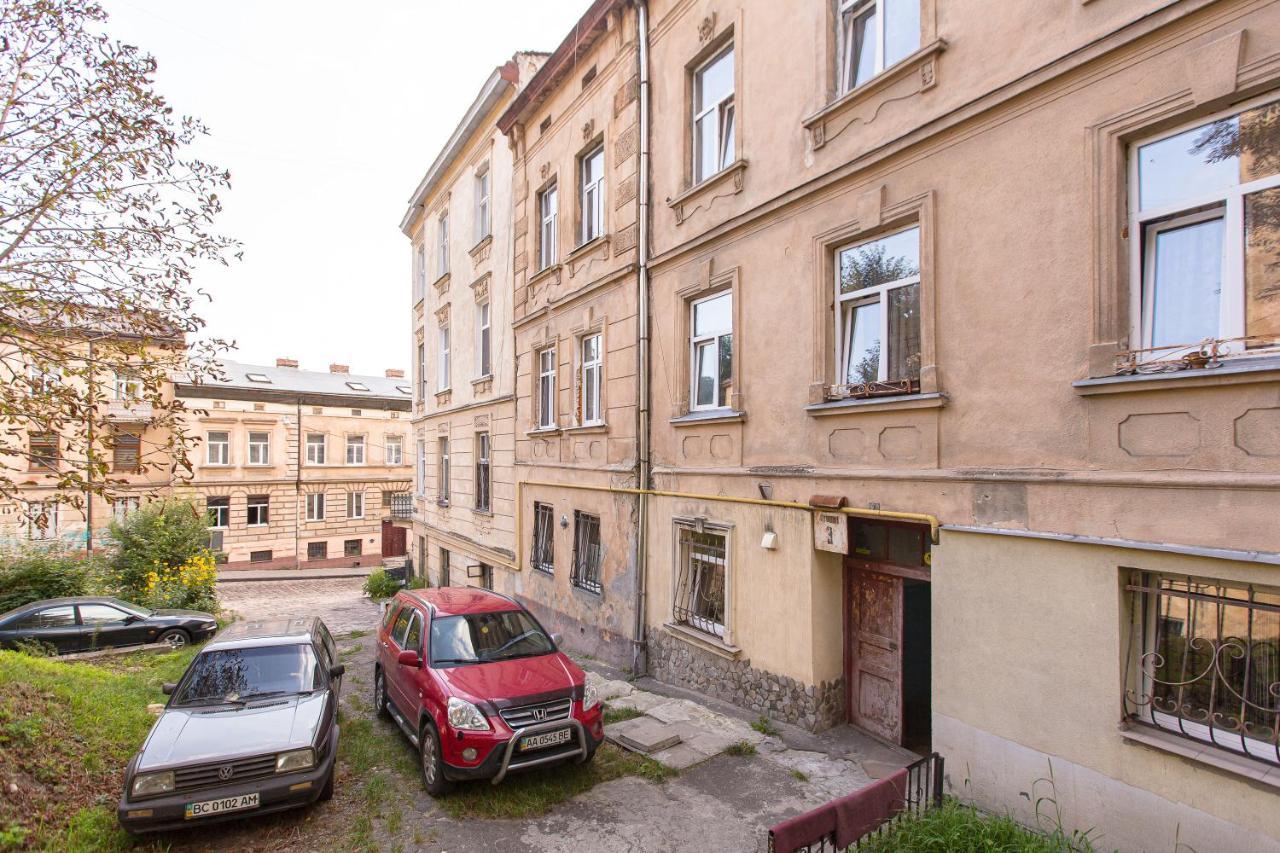 Квартира Подобово Вулиця Сходова 3 Бічна Ужгородської Біля Високого Замку 리비프 외부 사진